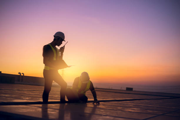 Best Emergency Roof Repair  in Flushing, MI